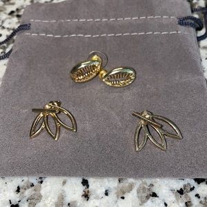 Two sets of gold earrings